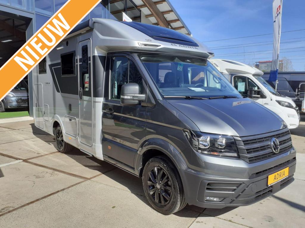 Adria Compact Max SL Dieselkachel / ruime zit, Airbags, Luifel, Bedrijf, Diesel