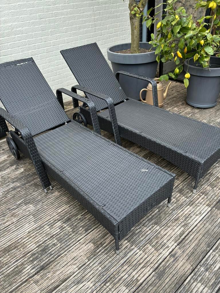 Gratis af te halen 2 ligbedden, Ophalen, Gebruikt, Wicker