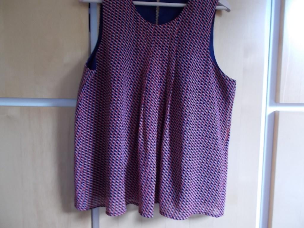 Top van Vero Moda, maat M, Kleding | Dames, Tops, Maat 38/40 (M), Vero Moda, Ophalen of Verzenden, Zo goed als nieuw