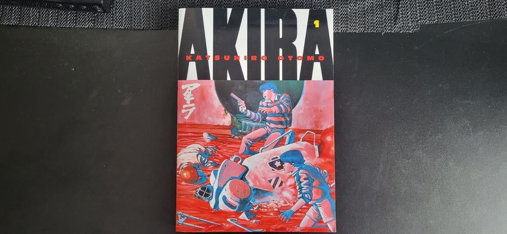 AKIRA vol. 1, Eén comic, Ophalen of Verzenden, Zo goed als nieuw, Japan (Manga)
