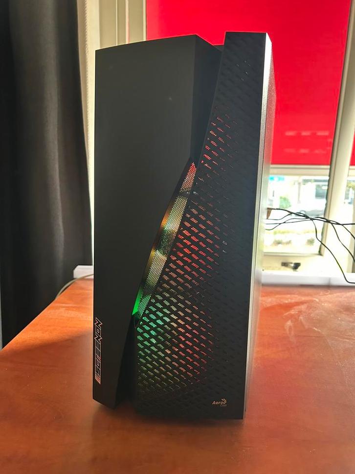 Screenon Gaming PC - Ryzen 5 2600X, 8GB RAM, 4GB GPU, Computers en Software, Desktop Pc's, Gebruikt, 3 tot 4 Ghz, SSD, 8 GB, Met videokaart