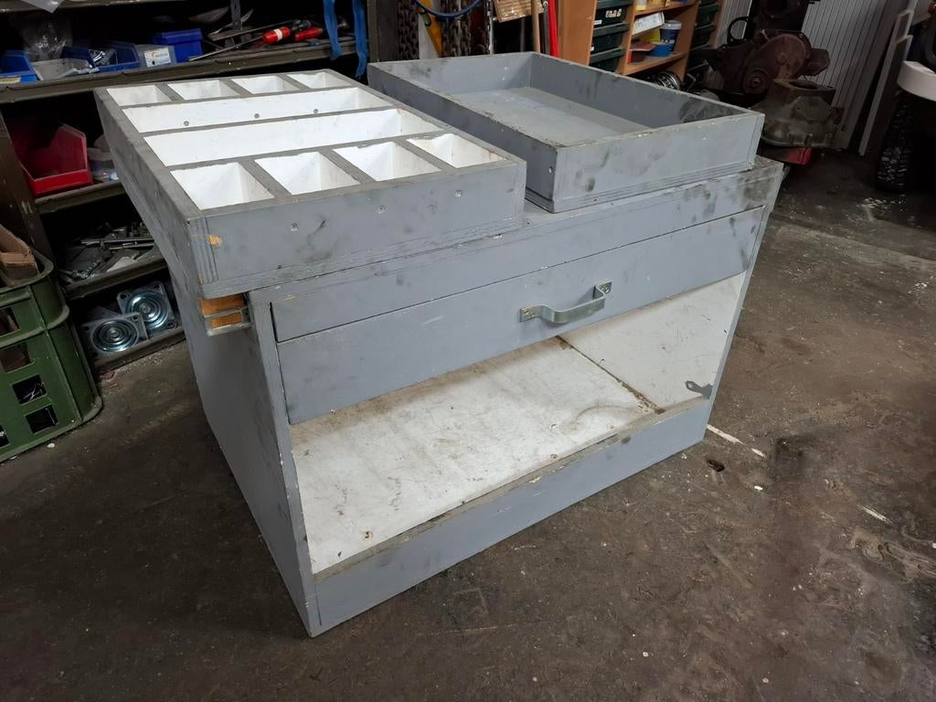 Werkbank / Werkkast, Ophalen