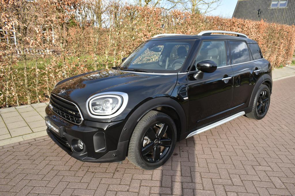 MINI Countryman 1.5 Cooper Pepper AUT. Keyl, Xenon, Camera 8, Gebruikt, Countryman, Met garantie (alle), Zwart