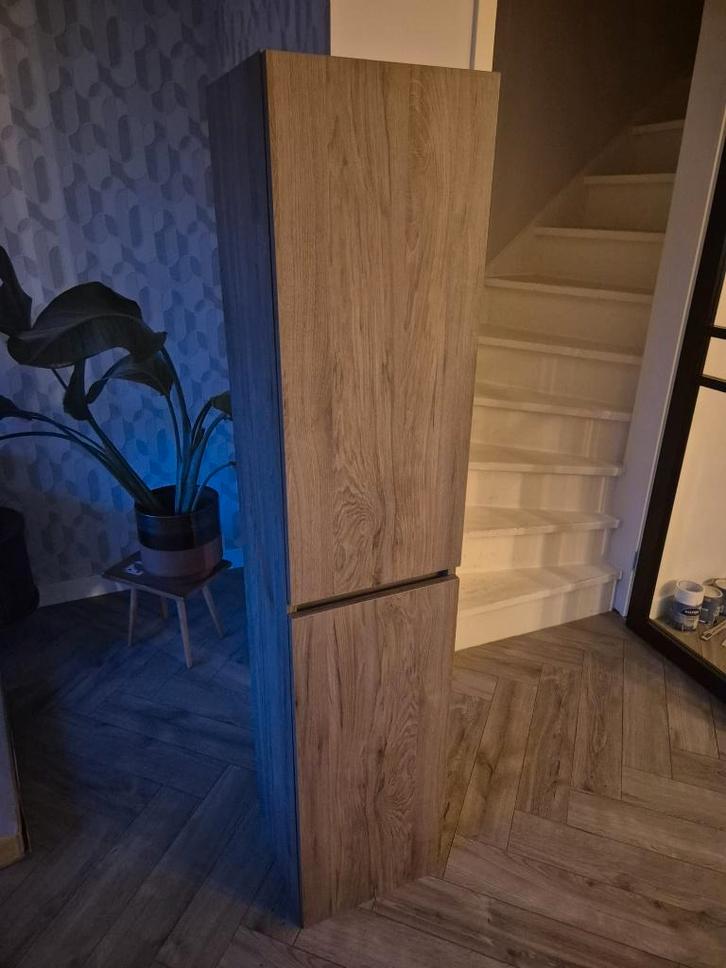 Badkamermeubel: Hoge kast, Huis en Inrichting, Badkamer | Badkamermeubels, Nieuw, (Half)hoge kast, 150 tot 200 cm, Minder dan 50 cm