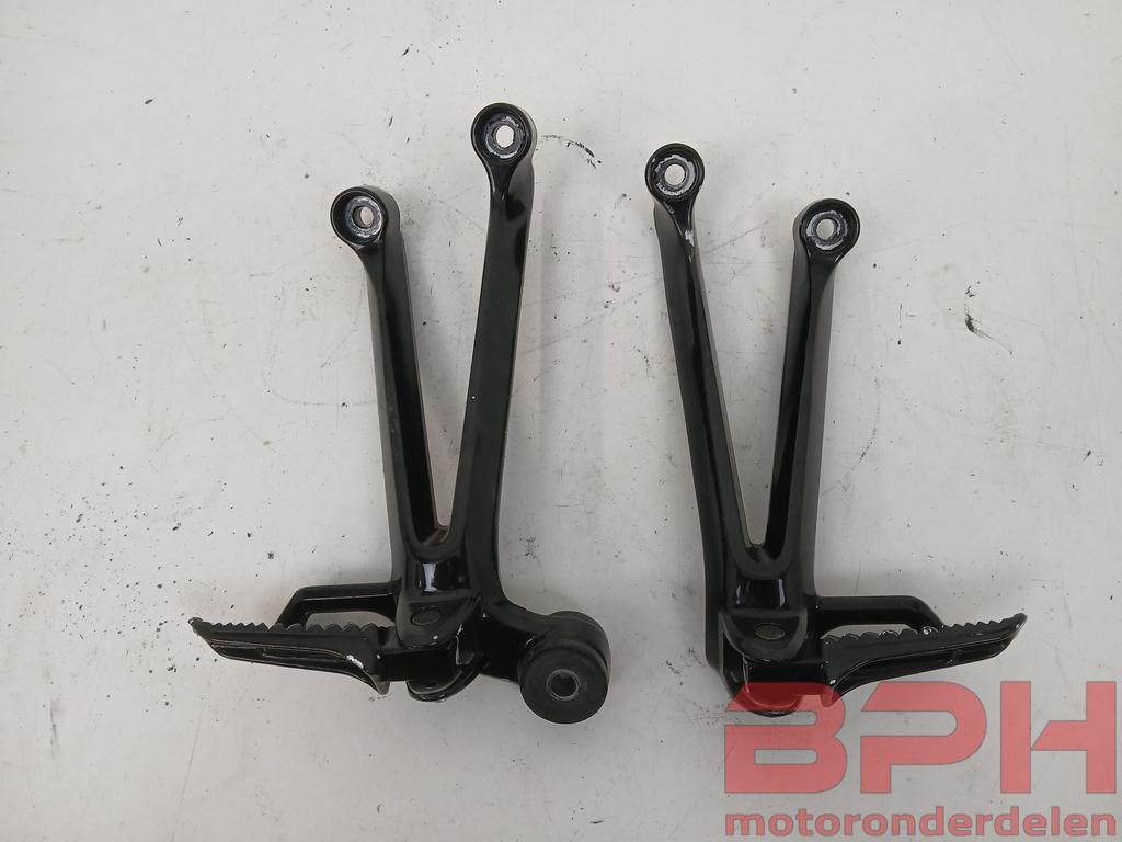 Duo voetsteunen Suzuki GSX-R 1000 K5 - K6 2005 t/m 2006 voet, Gebruikt, -, -, Ophalen of Verzenden