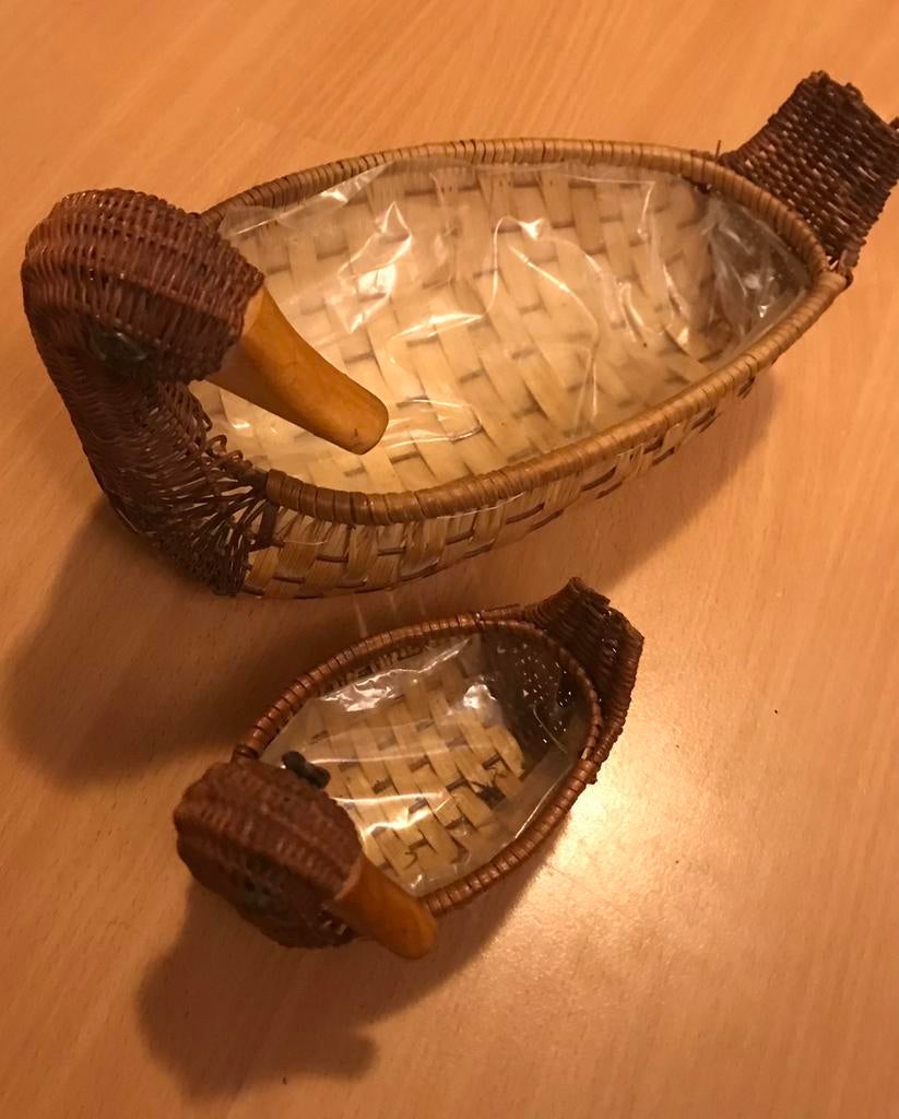 Vintage mandjes riet eend, groot en klein, leuk voor Pasen, Ophalen of Verzenden