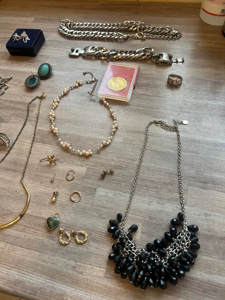 Vintage sieraden in 1 koop, Ophalen, Overige materialen, Overige typen
