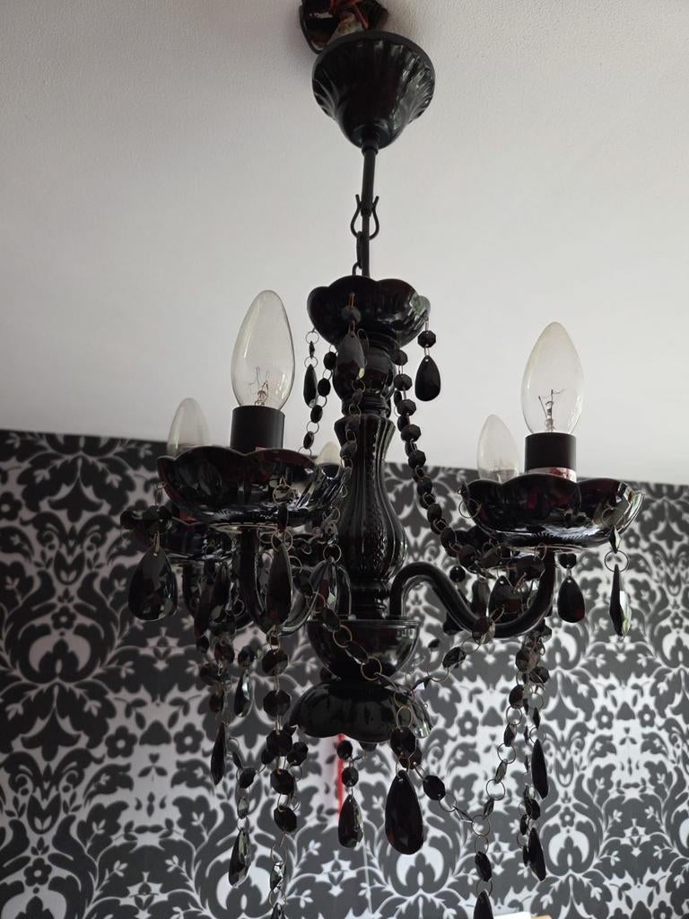 Zwarte kroonluchter, Ophalen, Gebruikt, Kunststof