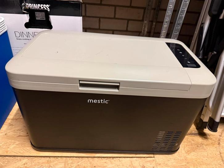 Mestic Koelbox, Caravans en Kamperen, Koelboxen, Zo goed als nieuw, Elektrisch, Ophalen of Verzenden