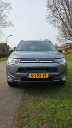Mitsubishi Outlander PHEV Instyle+ | Historie |Topuitvoering, 1998 cc, Outlander, Zwart, 4 cilinders