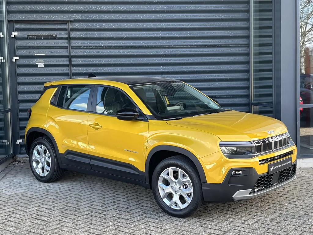 Jeep Avenger Altitude 54 kWh € 41.395,00, Auto's, Jeep, Automaat, Leder, Nieuw, Parkeersensor