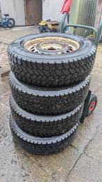 All season 195/70 R15 C  900kg draagvermogen, Auto-onderdelen, Ophalen, 15 inch, All Season, Band(en)