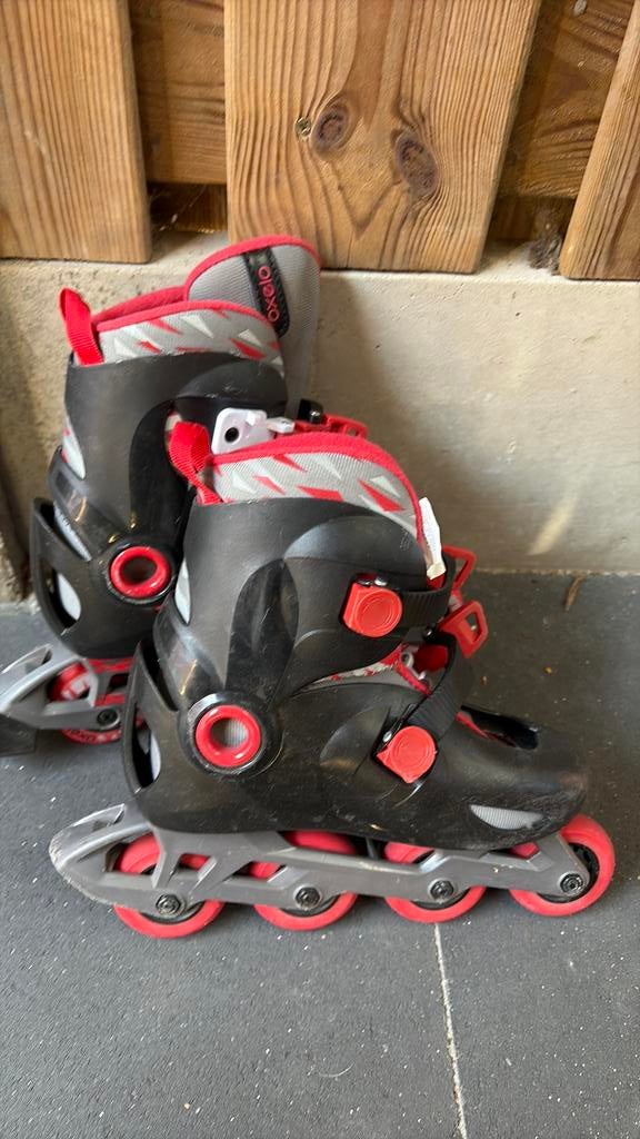 Skeelers rolschaatsen 32-34 Decathlon, Ophalen, Gebruikt, Inline skates 4 wielen, Overige merken