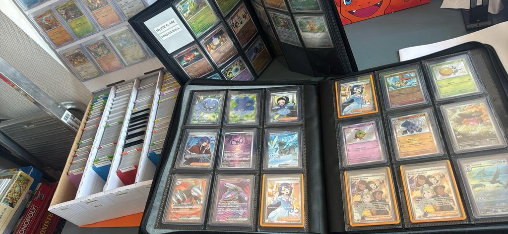 Pokemon kaarten / spullen, Ophalen of Verzenden, Zo goed als nieuw, Overige typen