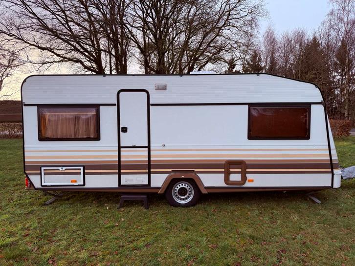 Caravan Knaus Azur, Caravans en Kamperen, Caravans, Particulier, tot en met 4, Rondzit, Knaus, Kachel, Ophalen