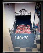 Frans smeedijzer ledikant, Ophalen