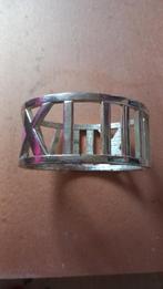 Verzilverde klem armband met Romeinse cijfers, Ophalen of Verzenden, Gebruikt, Zilver, Overige materialen