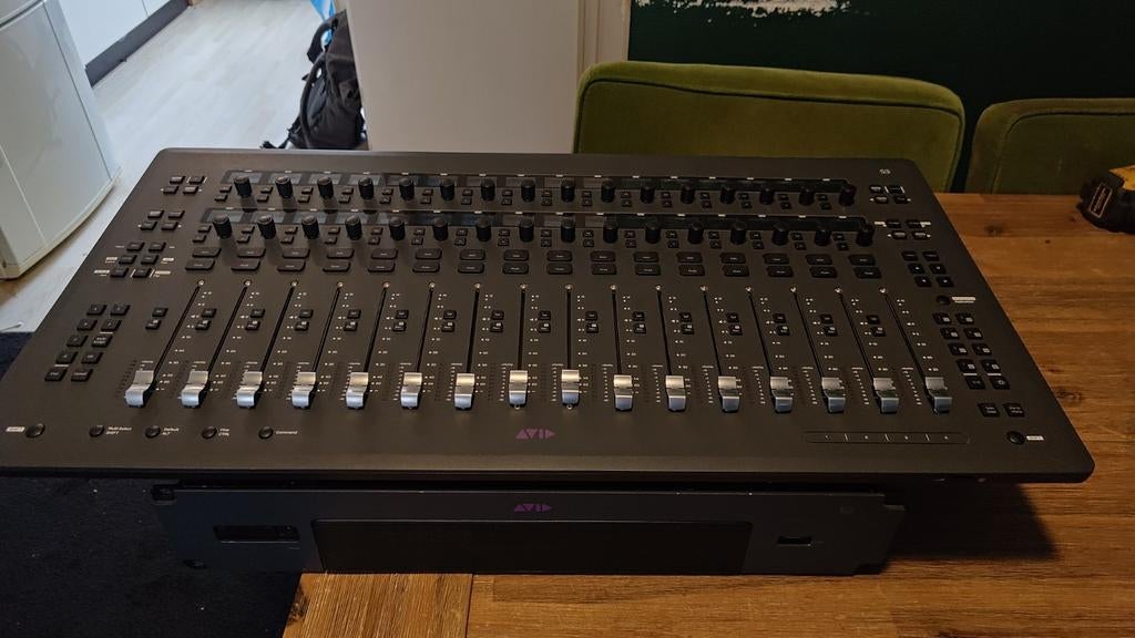 Avid Venue S3L, Muziek en Instrumenten, Mengpanelen, Ophalen of Verzenden, Gebruikt, 20 kanalen of meer