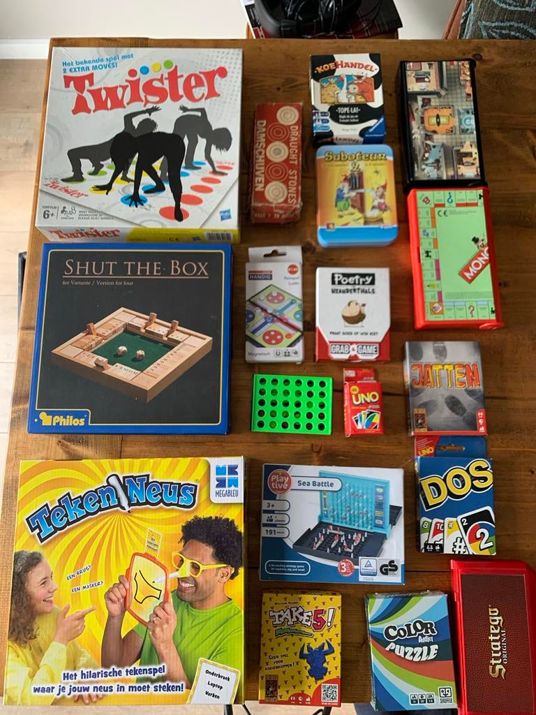 Diverse spellen - Twister, Shut the Box, Teken Neus en meer, Hobby en Vrije tijd, Gezelschapsspellen | Bordspellen, Ophalen, Gebruikt