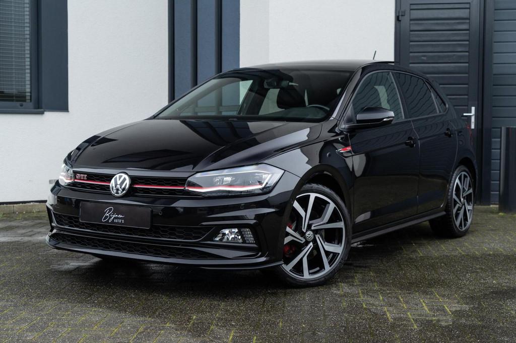 Volkswagen Polo 2.0 TSI GTI PANO / BEATS / CAMERA / FULL OPT, Gebruikt, Zwart, 4 cilinders, 1984 cc