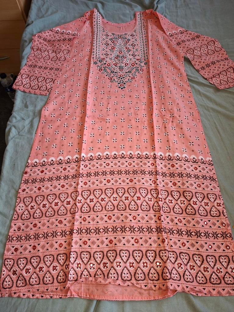Roze Indiase salwar kameez met patroon, Kleding | Dames, Gelegenheidskleding, Ophalen of Verzenden