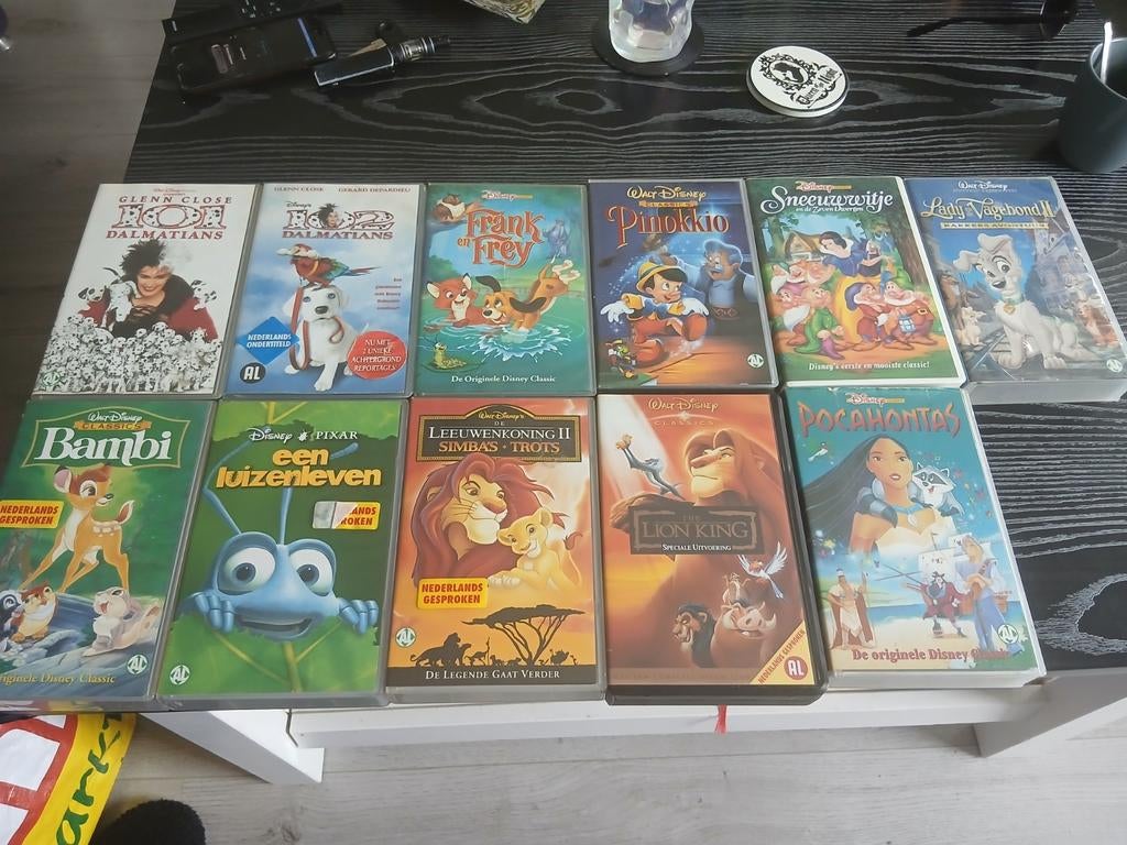 Disney videobanden, Ophalen