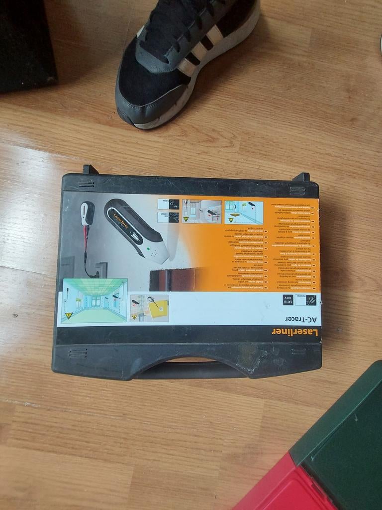 Laserliner AC Tracer: Kabel- en leidingzoeker, Doe-het-zelf en Verbouw, Ophalen of Verzenden, Gebruikt, Elektriciteit