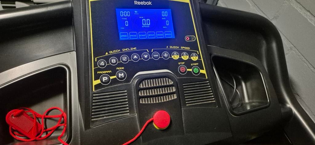 Reebok One GT30 loopband, Ophalen