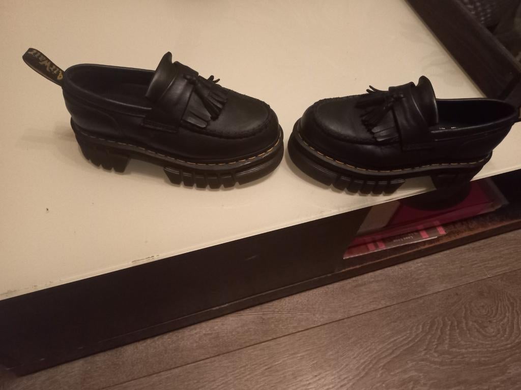 Nu 55 euro Dr. Martens Adrian Quad Leren, maat 36, Kleding | Dames, Schoenen, Ophalen of Verzenden, Dr. Martens, Gedragen, Instappers