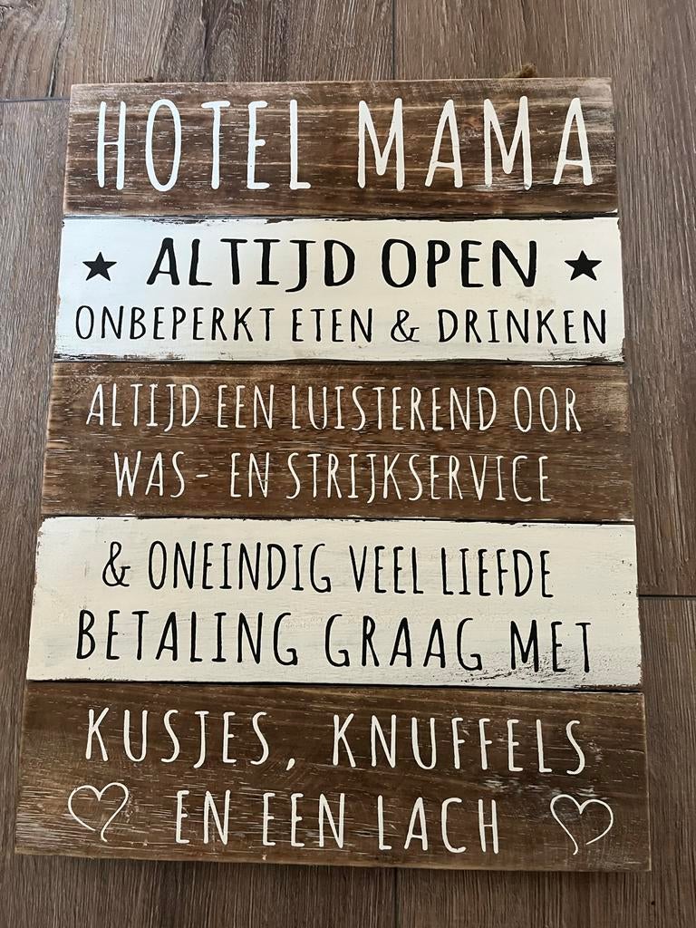 Hotel Mama Wandbord - Moederdag Cadeau (Nieuw), Hout, Meerkleurig, Nieuw, Ophalen of Verzenden