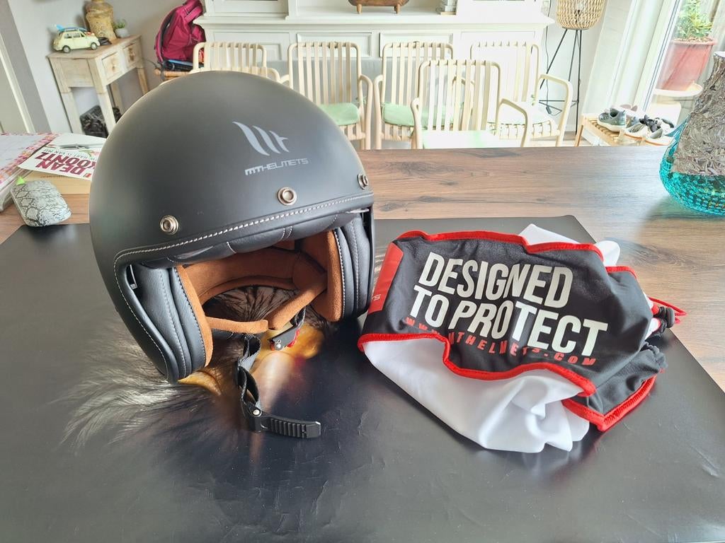 Nieuwe scooter helm xxl, Ophalen, Nieuw, Extra large of groter, MT Helmets