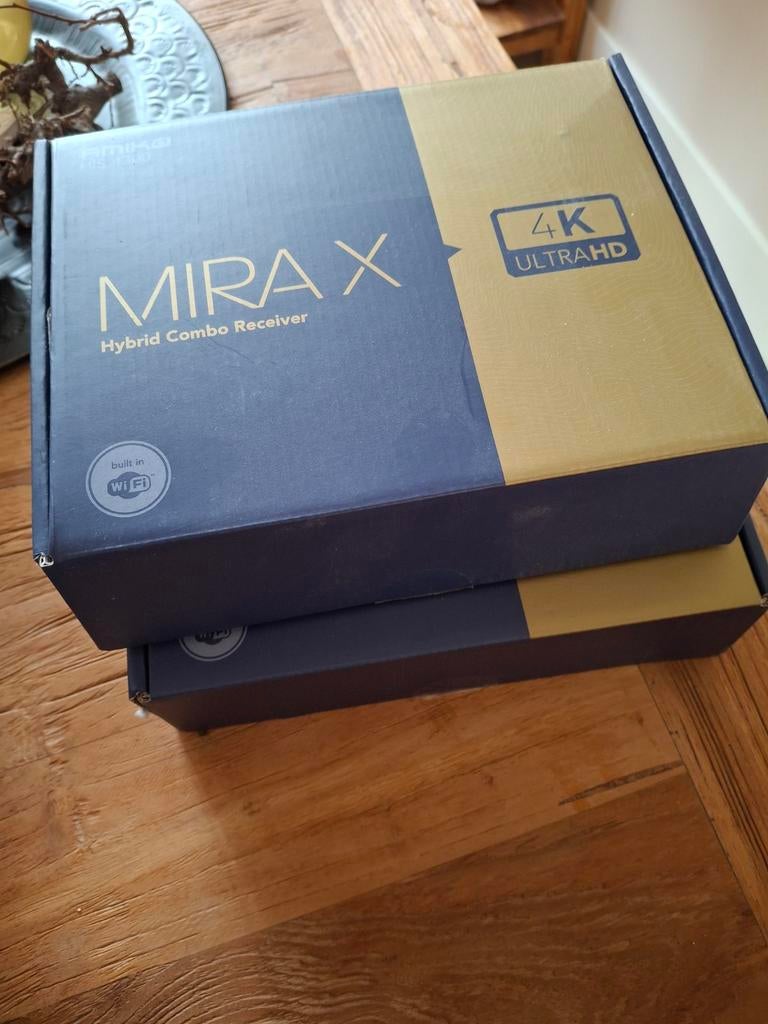 Mira X 4K Ultra HD Hybrid Combo Receiver, Ophalen of Verzenden