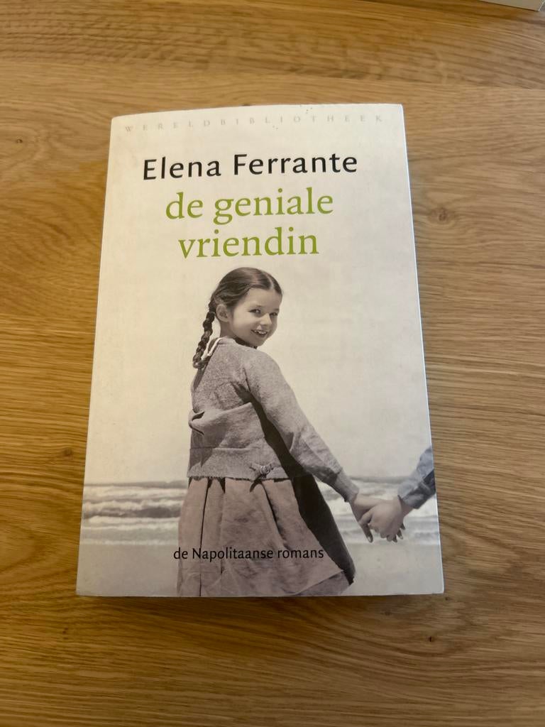 De Geniale Vriendin - Elena Ferrante (De Napolitaanse romans, Ophalen of Verzenden, Gelezen, Europa overig