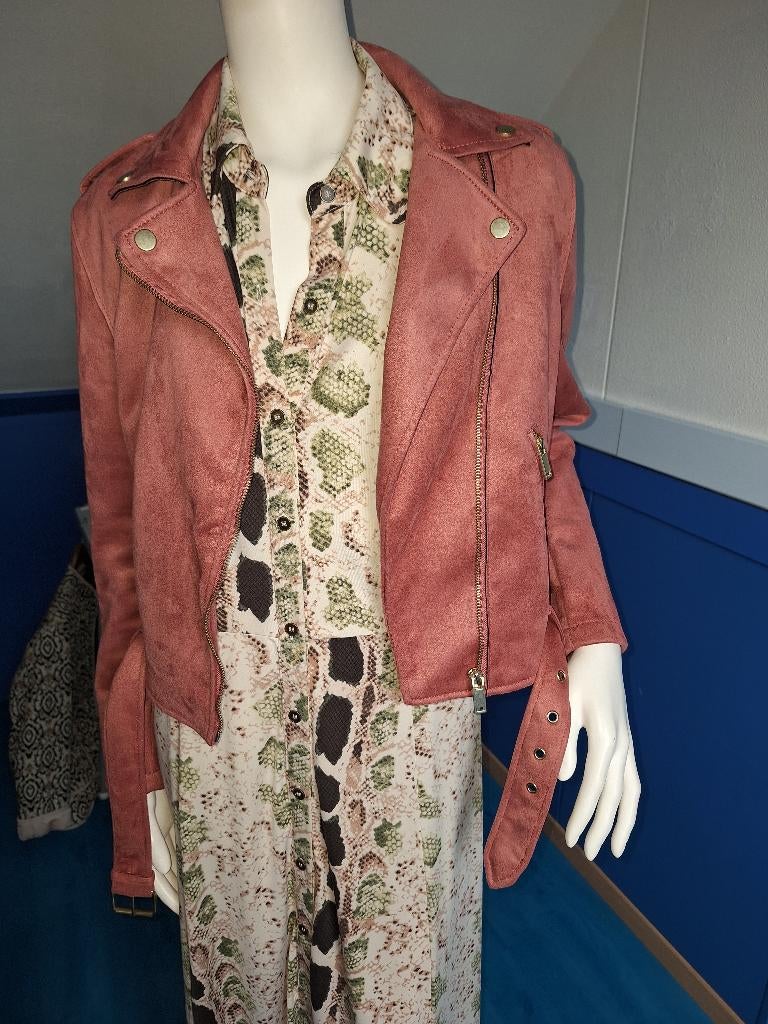 oud roze/koraal biker jasje suede look maat 40 zgan, Kleding | Dames, Jasjes, Kostuums en Pakken, Maat 38/40 (M), Primark, Ophalen of Verzenden