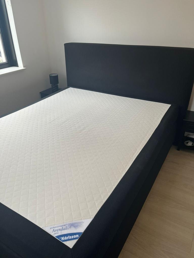 Boxspring aangeboden, Tweepersoons, Ophalen of Verzenden, Zo goed als nieuw, 160 cm