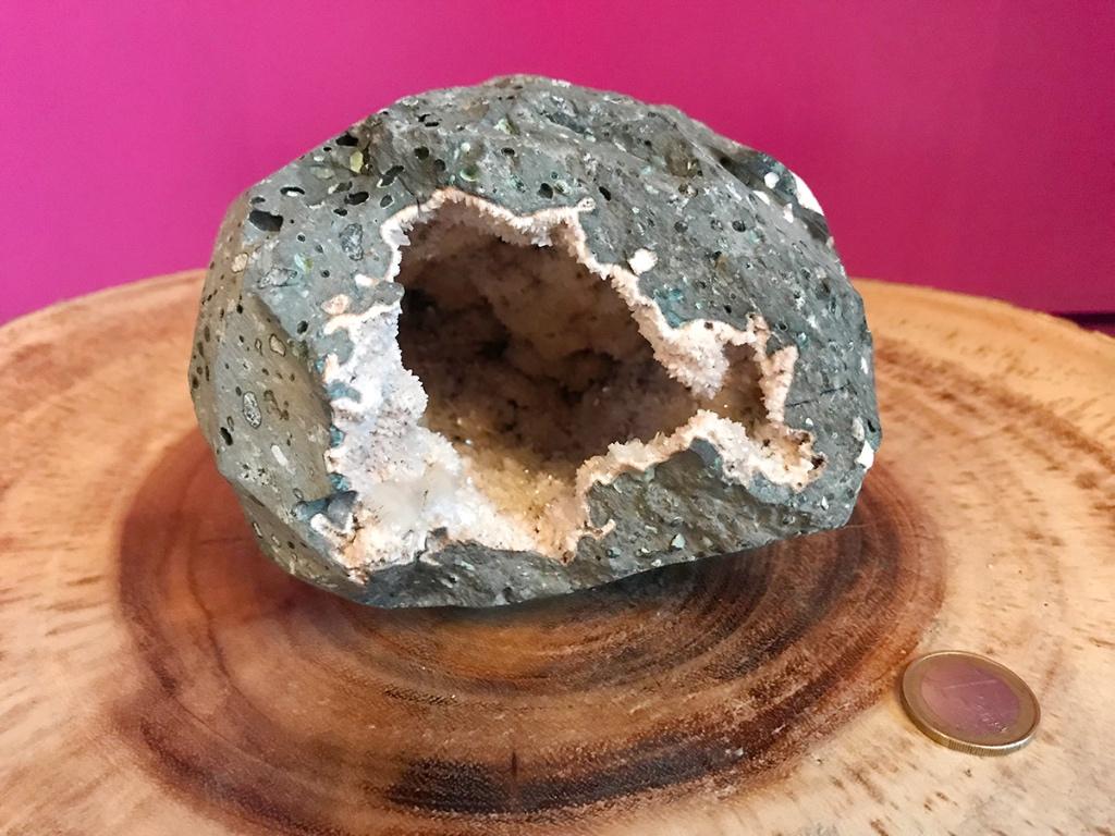 Heulaniet geode met prachtige kristallen 1.4 kg, Ophalen of Verzenden, Mineraal