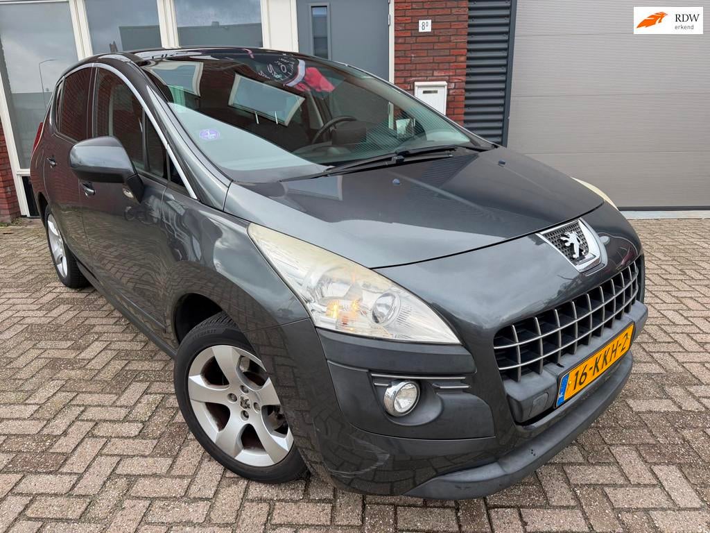 Peugeot 3008 1.6 THP Première / Pano / Navi / PDC / Head-Up, Auto's, Peugeot, Voorwielaandrijving, Euro 5, Stof, Gebruikt