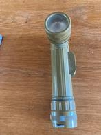 Originele Militaire Zaklantaarn - Nieuwstaat, Ophalen of Verzenden, Nieuw, Batterij