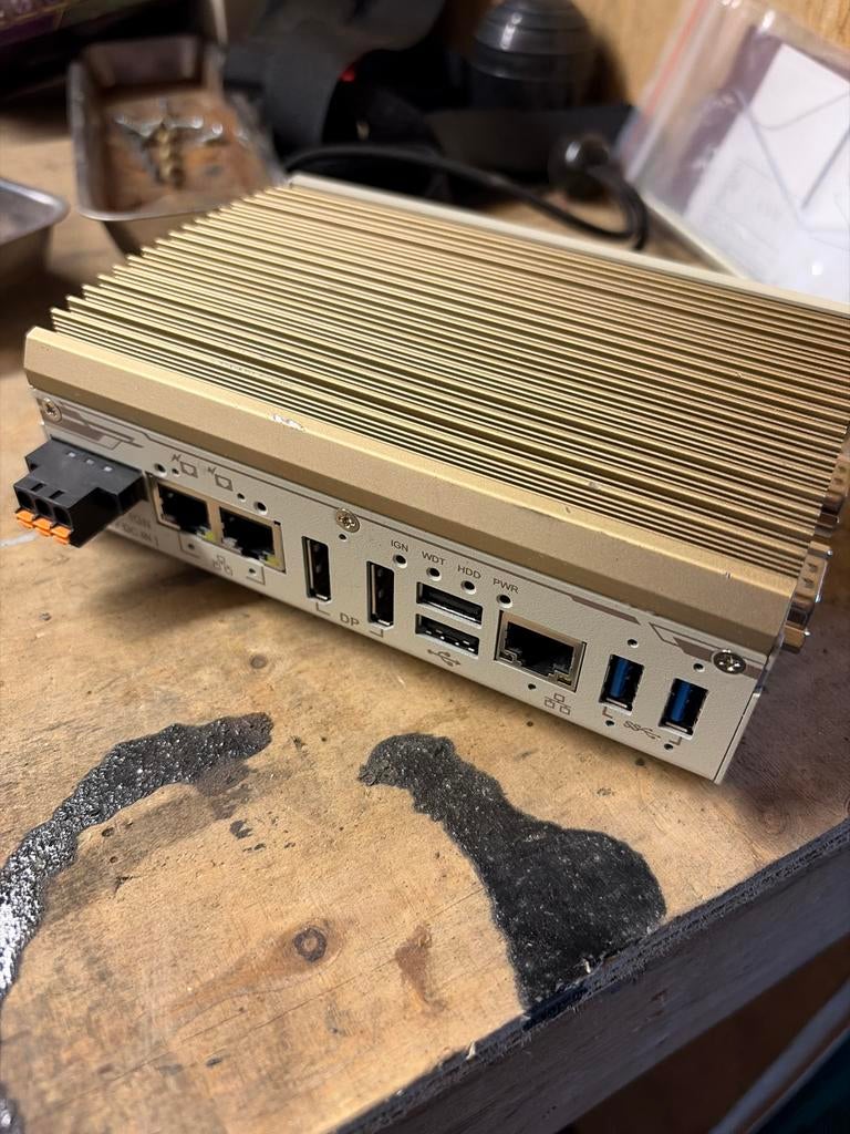 Arcobel POC-400 Industriële Mini PC met Windows 10 IoT, Computers en Software, Desktop Pc's, Zo goed als nieuw, Onbekend, Minder dan 4 GB