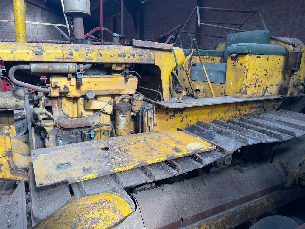 Caterpillar D4 rupstrekker, Ophalen