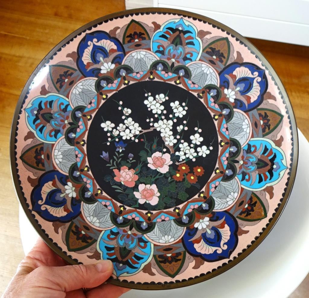 Antiek Japans cloisonne emaille schotel / wandbord. Meiji, Antiek en Kunst, Ophalen of Verzenden