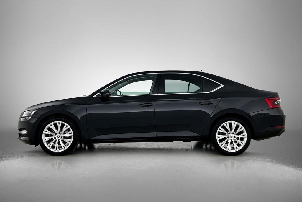 Skoda Superb 1.5 TSI ACT Business Edition Plus | TREKHAAK |, Auto's, Skoda, 12 maanden, 4 cilinders, Zwart, Origineel Nederlands