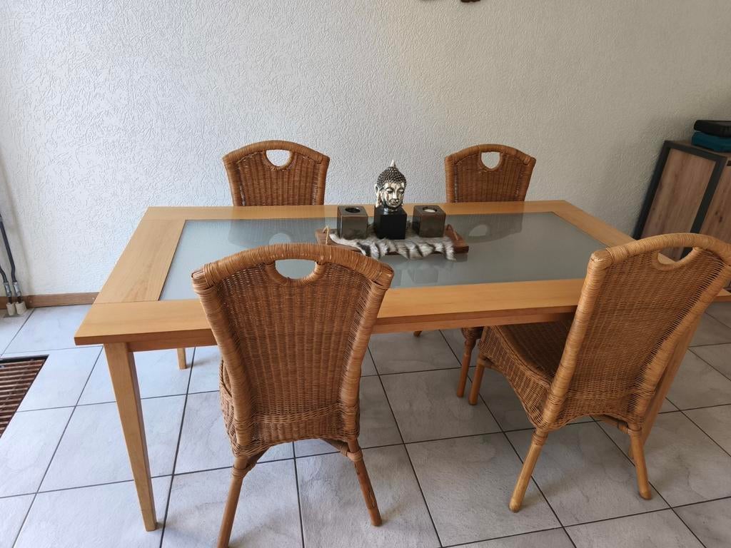 Eettafel met 4 rieten stoelen - 90x180 cm, Ophalen, Gebruikt, Glas, 50 tot 100 cm