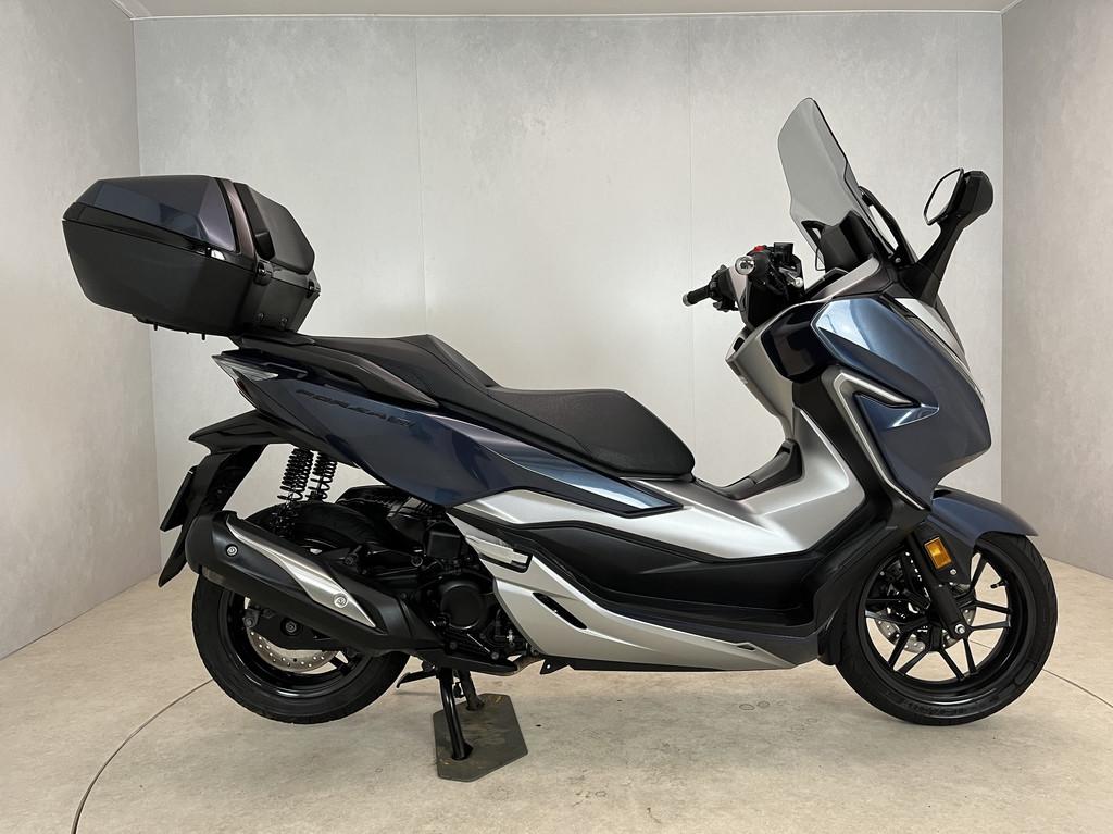 Honda NSS 300 FORZA ABS (bj 2020), Motoren, Motoren | Honda, Cco@honda-eu.com, Scooter, Stroombaan 4
1181 VX  Amstelveen, Honda Motor Europe Ltd