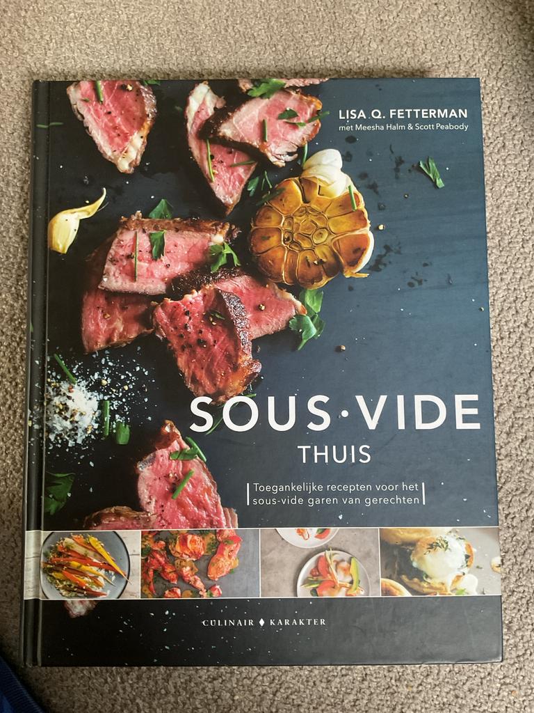 Sous-Vide Thuis: Toegankelijke recepten voor sous-vide garen, Ophalen of Verzenden, Zo goed als nieuw, Overige gebieden, Hoofdgerechten