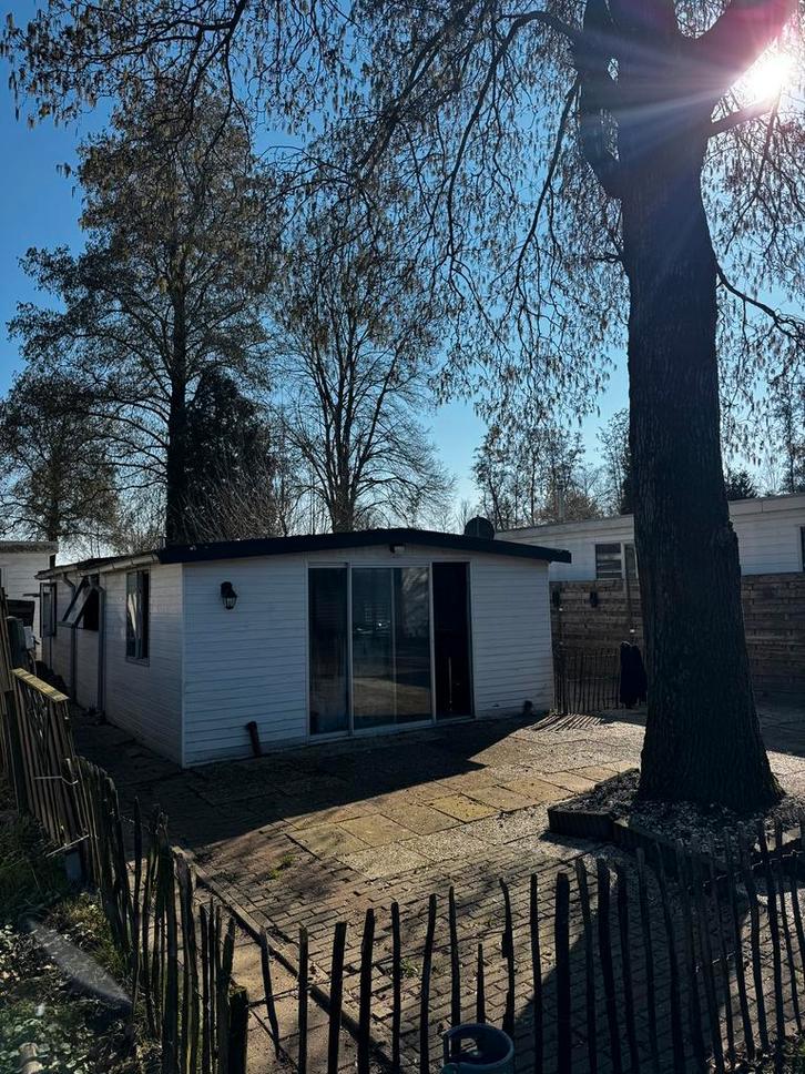 Chalet te koop in de Betuwe️ (inclusief staplek), Caravans en Kamperen, Stacaravans, tot en met 2, Ophalen