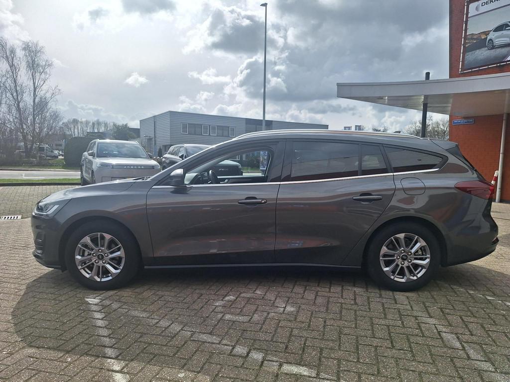 Ford Focus Wagon 1.0 EcoBoost Hybrid Titanium, Gebruikt, Origineel Nederlands, Handgeschakeld, 19 km/l