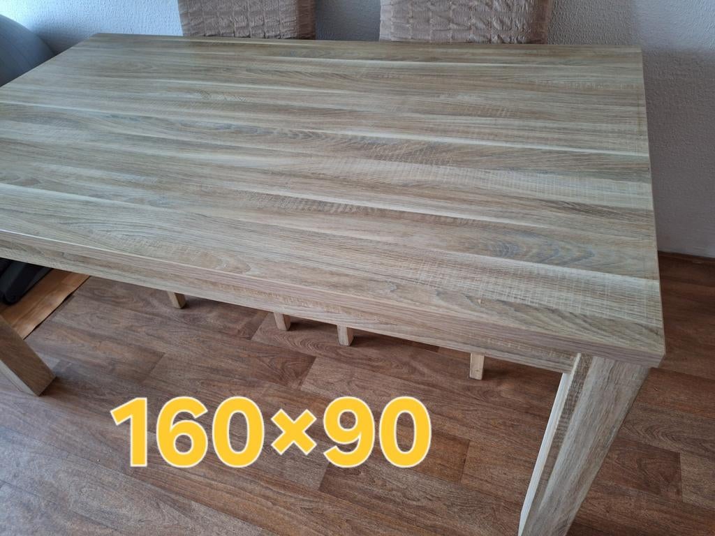 Eettafel met 4 stoelen . En ...., Ophalen of Verzenden, 4 tot 6 stoelen