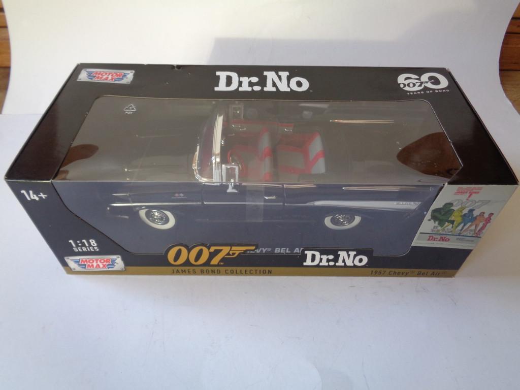 Motormax James Bond 007 Dr.No,1957 Chevrolet Bel Air in Doos, Hobby en Vrije tijd, Modelauto's | 1:18, Ophalen of Verzenden, Zo goed als nieuw