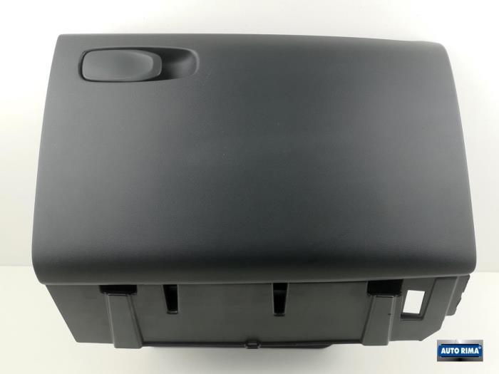 Dashboardkastje van een Volvo V40, Auto-onderdelen, Gebruikt, -, -, Ophalen of Verzenden